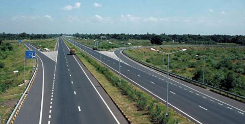 Divided highway corridor